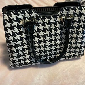 Houndstooth handbag